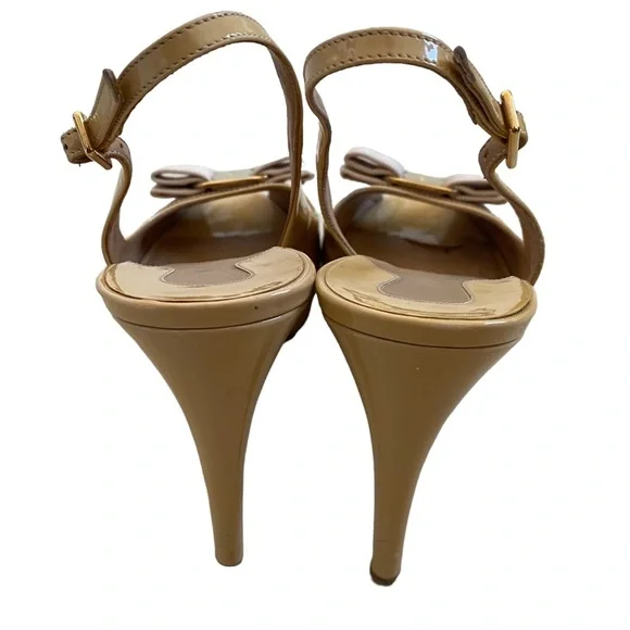 Salvatore Ferragamo beige nude peep toe slingback pumps w bow detail size 7 4”
